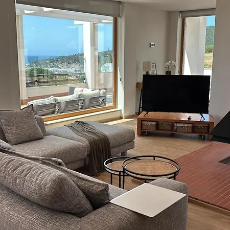 Panoramic Penthouse By Sun Sea
